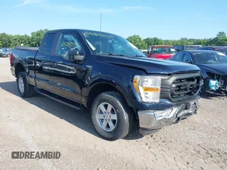 2021 Ford F-150 XL with VIN 1FTEX1EP3MFC93375, listed as a IAAI auction lot 42589933 with 65,132 mi miles and . Bid and sale history available at DreamBid. Image 1.