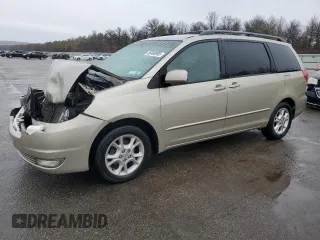 2004 Toyota Sienna XLE with VIN 5TDZA22C44S008497, listed as a Copart auction lot 45468995 with 176,366 mi miles and Salvage Title. Bid and sale history available at carsss.com. Image 1.