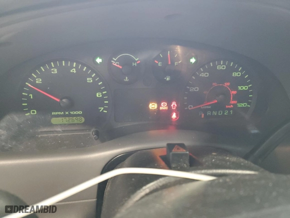 2004 Ford Ranger XL Fleet with VIN 1FTZR45E84PA94036, listed as a Copart auction lot 45633905 with 172,698 mi miles and Salvage Title. Bid and sale history available at carsss.com. Image 9.