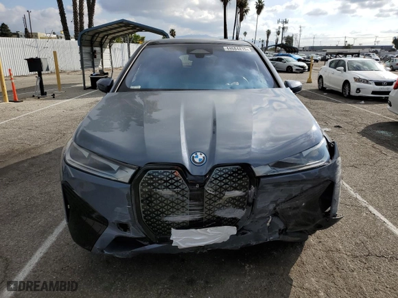 2024 BMW iX xDrive50 with VIN WB523CF07RCP63391, listed as a Copart auction lot 44684415 with NaN miles and Salvage Title. Bid and sale history available at carsss.com. Image 5.