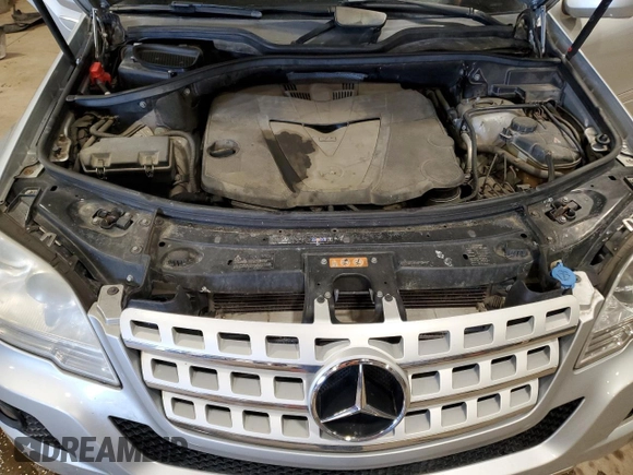 2010 Mercedes-Benz M 350 with VIN 4JGBB2FB1AA549530, listed as a Copart auction lot 45667715 with 151,841 mi miles and Salvage Title. Bid and sale history available at DreamBid. Image 12.