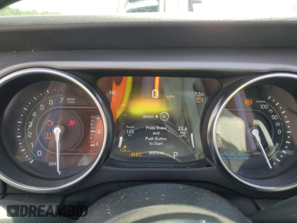 2022 Jeep Wrangler Unlimited Rubicon with VIN 1C4JJXR69NW206276, listed as a Copart auction lot 55247595 with 39,273 mi miles and Salvage title. Bid and sale history available at DreamBid. Image 9.
