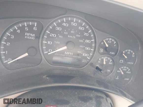2002 GMC Yukon SLE with VIN 1GKEC13V12R116854, listed as a IAAI auction lot 41799335 with 270,063 mi miles. Bid and sale history available at carsss.com. Image 7.