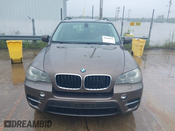 2012 BMW X5 35i z VIN 5UXZV4C51CL749379, wystawiony jako IAAI lot #42494275 z przebiegiem 137 768 mil mil oraz . Historia ofert i sprzedaży dostępna na DreamBid. Obrazek 12.