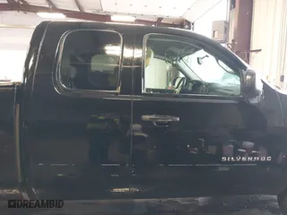 2013 Chevrolet Silverado 1500 LT with VIN 1GCRCSEA9DZ355598, listed as a IAAI auction lot 41297558 with 121,577 mi miles. Bid and sale history available at carsss.com. Image 13.