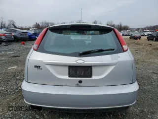 2003 Ford Focus SVT with VIN 3FAHP39533R174346, listed as a Copart auction lot 43012345 with 186,246 mi miles and Salvage Title. Bid and sale history available at DreamBid. Image 6.