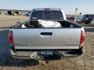 2007 Toyota Tacoma with VIN 5TELU42N07Z460478, listed as a Copart auction lot 52333905 with 271,727 mi miles and Salvage Title. Bid and sale history available at DreamBid. Image 6.
