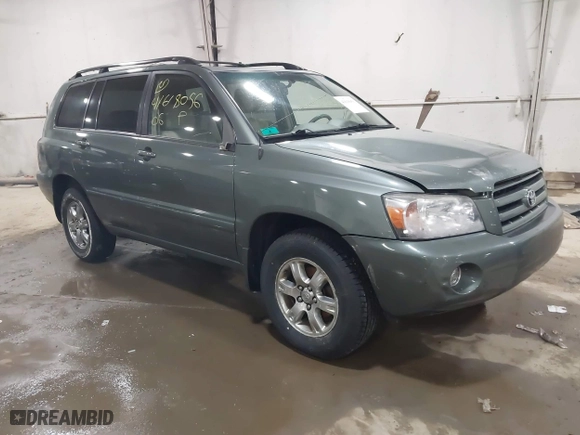2006 Toyota Highlander w/3rd Row with VIN JTEEP21A460153635, listed as a IAAI auction lot 41618056 with 136,204 mi miles. Bid and sale history available at carsss.com. Image 1.