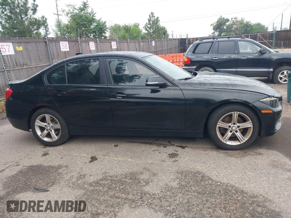 2014 BMW 3 Series 328i xDrive with VIN WBA3B5C58EP542941, listed as a IAAI auction lot 42759601 with 175,376 mi miles and . Bid and sale history available at DreamBid. Image 13.