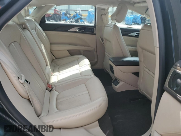 2020 Lincoln MKZ Reserve с VIN 3LN6L5E99LR608752, выставлен на аукционе Copart как лот 53827635 с пробегом 41 670 миль миль и Списание • Salvage title. История ставок и продаж доступна на DreamBid. Изображение 10.