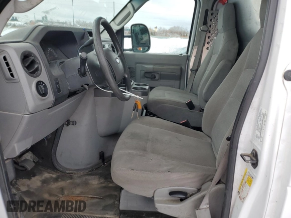 2013 Ford Econoline Cargo Commercial with VIN 1FTNE2EW0EDA73417, listed as a Copart auction lot 86556404 with 284,684 mi miles and Clean title. Bid and sale history available at DreamBid. Image 7.