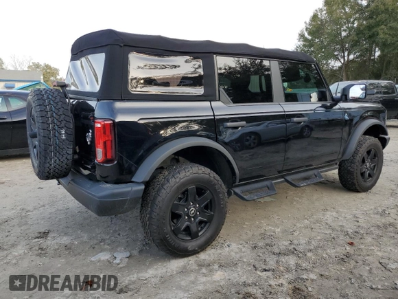 2022 Ford Bronco with VIN 1FMDE5BH0NLB86904, listed as a Copart auction lot 42948115 with 38,438 mi miles and Non Repairable. Bid and sale history available at DreamBid. Image 3.