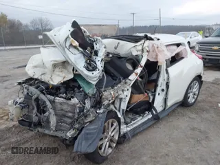 2012 Nissan Juke SL z VIN JN8AF5MV2CT124008, wystawiony jako IAAI lot #40751046 z przebiegiem Nie podano mil oraz . Historia ofert i sprzedaży dostępna na DreamBid. Obrazek 2.