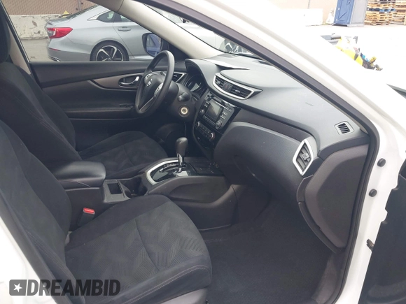 2016 Nissan Rogue SL with VIN 5N1AT2MT4GC784277, listed as a IAAI auction lot 42174881 with 117,566 mi miles. Bid and sale history available at carsss.com. Image 5.