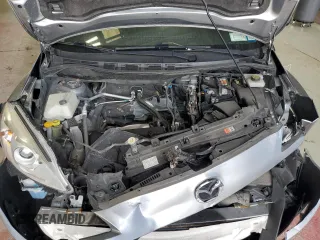 2015 Mazda 5 Sport z VIN JM1CW2BL3F0181621, wystawiony jako Copart lot #57063715 z przebiegiem 95 104 mil mil oraz Szkoda całkowita • Salvage title. Historia ofert i sprzedaży dostępna na DreamBid. Obrazek 12.