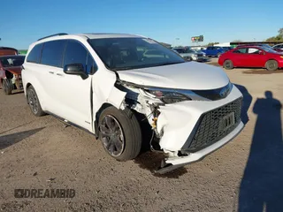 2021 Toyota Sienna XSE with VIN 5TDXRKEC2MS051179, listed as a IAAI auction lot 41067155 with 101,179 mi miles and . Bid and sale history available at DreamBid. Image 1.
