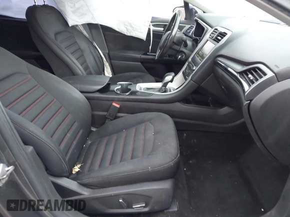 2016 Ford Fusion SE with VIN 3FA6P0HD4GR289638, listed as a IAAI auction lot 40920954 with 130,890 mi miles and . Bid and sale history available at DreamBid. Image 5.