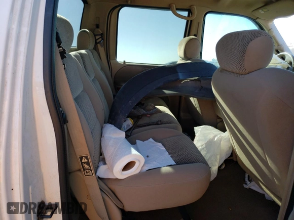 2002 Ford F-150 XLT with VIN 1FTRW07L42KB90527, listed as a Copart auction lot 85098244 with 143,213 mi miles and Salvage Title. Bid and sale history available at carsss.com. Image 10.