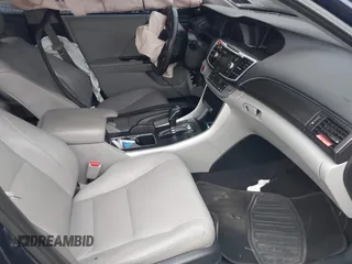 2013 Honda Accord Sdn EX-L with VIN 1HGCR2F87DA094925, listed as a IAAI auction lot 42029049 with 137,500 mi miles. Bid and sale history available at carsss.com. Image 5.