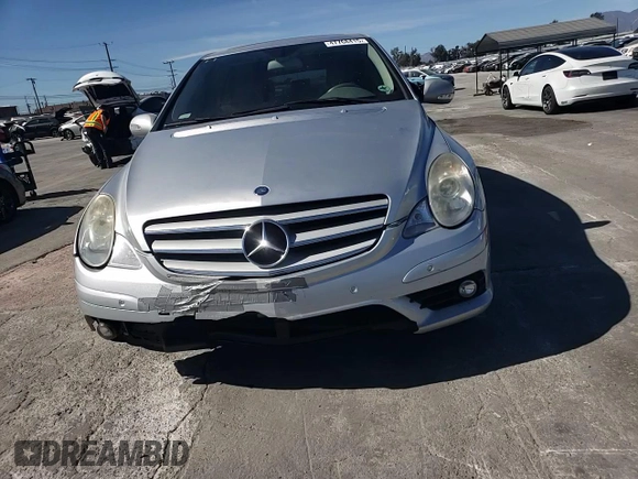 2008 Mercedes-Benz R 3.5L with VIN 4JGCB56E48A067693, listed as a Copart auction lot 47768415 with 192,977 mi miles and Salvage title. Bid and sale history available at DreamBid. Image 12.