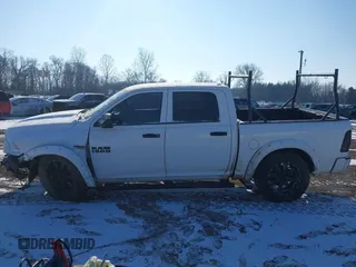 2014 Ram 1500 Express z VIN 1C6RR7KT5ES225661, wystawiony jako IAAI lot #41363288 z przebiegiem 147 841 mil mil oraz . Historia ofert i sprzedaży dostępna na DreamBid. Obrazek 14.