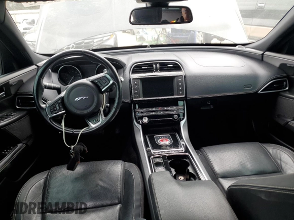 2018 Jaguar XE 35t R-Sport with VIN SAJAL4EV4JCP22662, listed as a Copart auction lot 86383354 with 0 mi miles and Salvage Title. Bid and sale history available at carsss.com. Image 8.