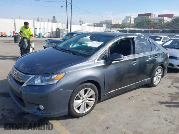 2010 Lexus HS 250h with VIN JTHBB1BAXA2008139, listed as a IAAI auction lot 41695056 with 129,505 mi miles. Bid and sale history available at carsss.com. Image 17.