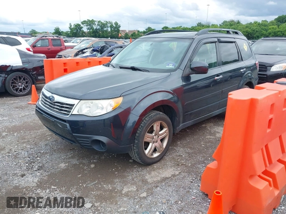 2009 Subaru Forester X z VIN JF2SH63689H732462, wystawiony jako IAAI lot #42360241 z przebiegiem 147 720 mil mil oraz . Historia ofert i sprzedaży dostępna na DreamBid. Obrazek 2.