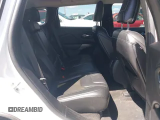 2020 Jeep Cherokee Latitude Plus с VIN 1C4PJMLB5LD651461, выставлен на аукционе IAAI как лот 41955561 с пробегом 69 081 миль миль и . История ставок и продаж доступна на DreamBid. Изображение 8.