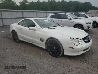2005 Mercedes-Benz SL 500 z VIN WDBSK75F15F101351, wystawiony jako Copart lot #60222595 z przebiegiem 92 781 mil mil oraz Czysty tytuł • Clean title. Historia ofert i sprzedaży dostępna na DreamBid. Obrazek 4.