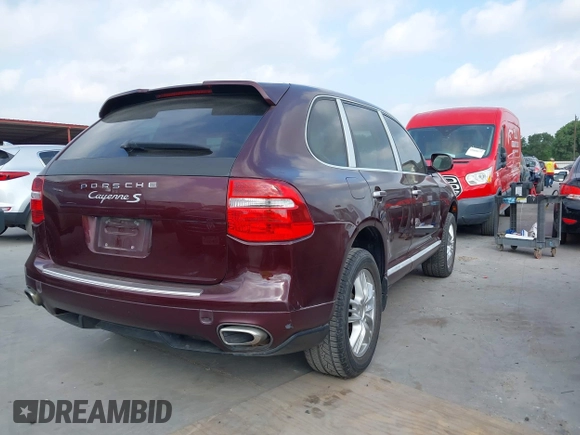 2008 Porsche Cayenne S z VIN WP1AB29P98LA53637, wystawiony jako IAAI lot #42074851 z przebiegiem 141 224 mil mil oraz . Historia ofert i sprzedaży dostępna na DreamBid. Obrazek 4.