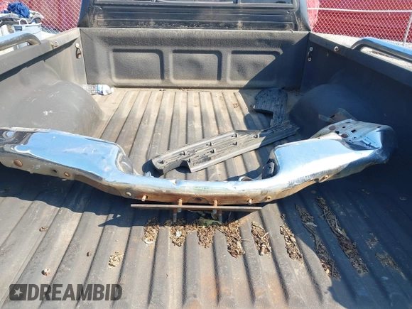 1999 Toyota Tacoma PreRunner with VIN 4TASN92N4XZ566820, listed as a IAAI auction lot 42583069 with 283,325 mi miles and . Bid and sale history available at DreamBid. Image 12.