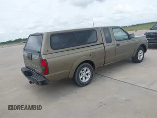 2002 Nissan Frontier XE z VIN 1N6DD26S82C332101, wystawiony jako IAAI lot #42788795 z przebiegiem 149 115 mil mil oraz . Historia ofert i sprzedaży dostępna na DreamBid. Obrazek 4.
