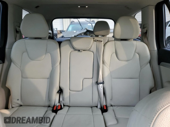 2021 Volvo XC90 Momentum with VIN YV4102PK4M1671000, listed as a Copart auction lot 64137584 with 38,248 mi miles and Salvage Title. Bid and sale history available at carsss.com. Image 10.