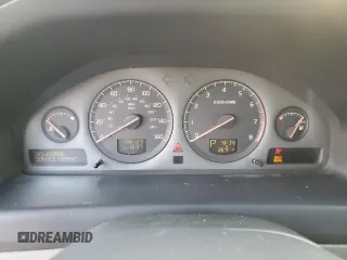 2003 Volvo S60 2.4L with VIN YV1RS61T732266261, listed as a Copart auction lot 87686255 with 106,129 mi miles and Salvage Title. Bid and sale history available at carsss.com. Image 9.