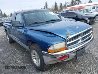 2001 Dodge Dakota Sport with VIN 1B7GL22N61S345811, listed as a IAAI auction lot 41676836 with 189,484 mi miles. Bid and sale history available at carsss.com. Image 1.