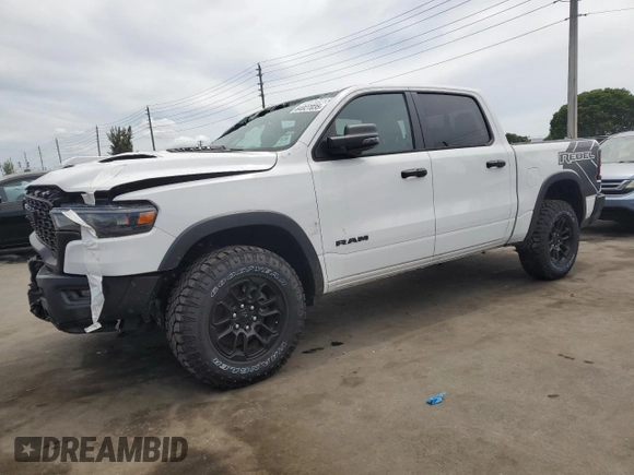 2025 Ram 1500 Rebel z VIN 1C6SRFLP7SN584078, wystawiony jako Copart lot #64027035 z przebiegiem 7 584 mil mil oraz Czysty tytuł • Clean title. Historia ofert i sprzedaży dostępna na DreamBid. Obrazek 1.