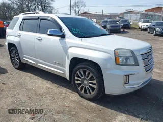 2017 GMC Terrain Denali z VIN 2GKFLRE32H6166259, wystawiony jako IAAI lot #41585603 z przebiegiem 95 508 mil mil oraz . Historia ofert i sprzedaży dostępna na DreamBid. Obrazek 1.