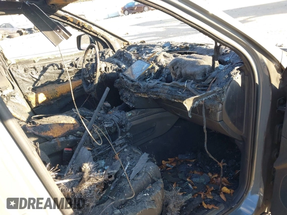 2023 Dodge Durango R/T Plus z VIN 1C4SDHCT7PC687200, wystawiony jako IAAI lot #41146614 z przebiegiem Nie podano mil oraz . Historia ofert i sprzedaży dostępna na DreamBid. Obrazek 5.