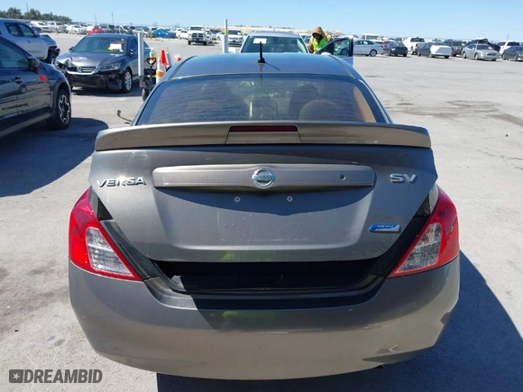 2014 Nissan Versa SV with VIN 3N1CN7AP0EL825097, listed as a IAAI auction lot 41734234 with 75,718 mi miles. Bid and sale history available at carsss.com. Image 16.