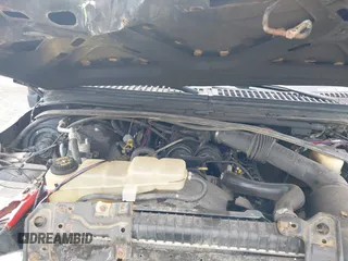 2000 Ford F-250 XL with VIN 1FTNX21L0YEB68631, listed as a IAAI auction lot 42639352 with 263,245 mi miles and . Bid and sale history available at DreamBid. Image 10.