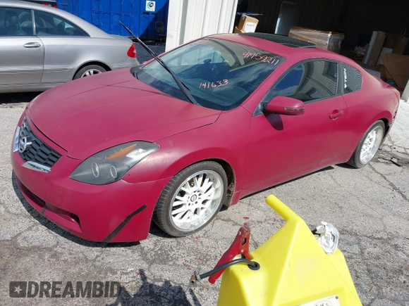 2009 Nissan Altima 3.5 SE with VIN 1N4BL24E39C141633, listed as a IAAI auction lot 41959211 with 135,802 mi miles. Bid and sale history available at carsss.com. Image 2.