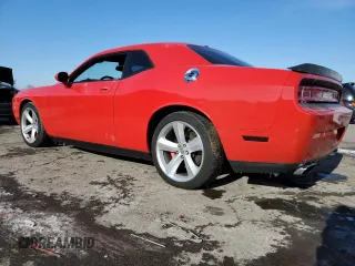 2010 Dodge Challenger SRT-8 with VIN 2B3CJ7DW3AH142519, listed as a Copart auction lot 41775425 with 84,871 mi miles and Salvage title. Bid and sale history available at DreamBid. Image 2.