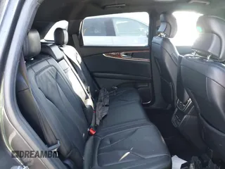 2017 Lincoln MKX Select with VIN 2LMPJ6KR6HBL33050, listed as a IAAI auction lot 41548295 with 38,490 mi miles. Bid and sale history available at carsss.com. Image 8.
