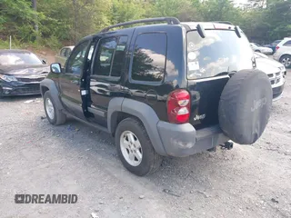 2005 Jeep Liberty Sport with VIN 1J4GK48K65W516500, listed as a IAAI auction lot 42137730 with 117,323 mi miles and . Bid and sale history available at DreamBid. Image 3.