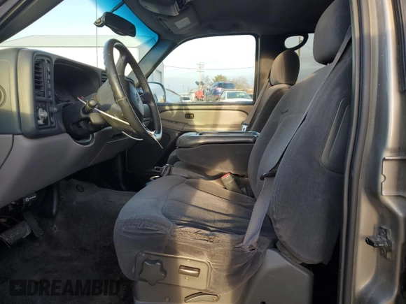 2002 Chevrolet Suburban Z71 with VIN 3GNFK16ZX2G218257, listed as a Copart auction lot 85267134 with 207,056 mi miles and Salvage Title. Bid and sale history available at carsss.com. Image 7.