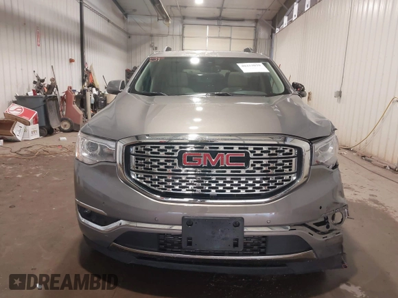 2019 GMC Acadia Denali with VIN 1GKKNXLS6KZ142226, listed as a IAAI auction lot 40453039 with 21,770 mi miles and . Bid and sale history available at carsss.com. Image 13.