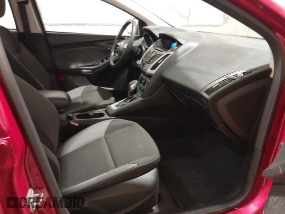 2012 Ford Focus SE z VIN 1FAHP3F21CL114445, wystawiony jako IAAI lot #42277986 z przebiegiem 89 317 mil mil oraz . Historia ofert i sprzedaży dostępna na DreamBid. Obrazek 5.