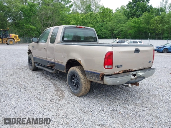 1997 Ford F-250 with VIN 2FTFX28L0VCA54351, listed as a IAAI auction lot 42160898 with 384,085 mi miles and . Bid and sale history available at DreamBid. Image 3.