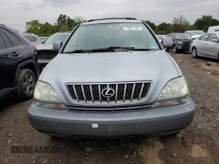 2002 Lexus RX 300 with VIN JTJHF10U720284642, listed as a Copart auction lot 73081784 with 234,820 mi miles and Clean Title. Bid and sale history available at carsss.com. Image 5.